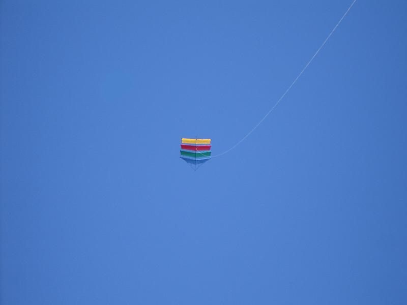 Dsc03392.jpg - Und hier nun der Erstflug von Detlefs 4er Roloplan nach "Ahlgrim" mit 280cm Spannweite. Hat gleich gut funktioniert.
